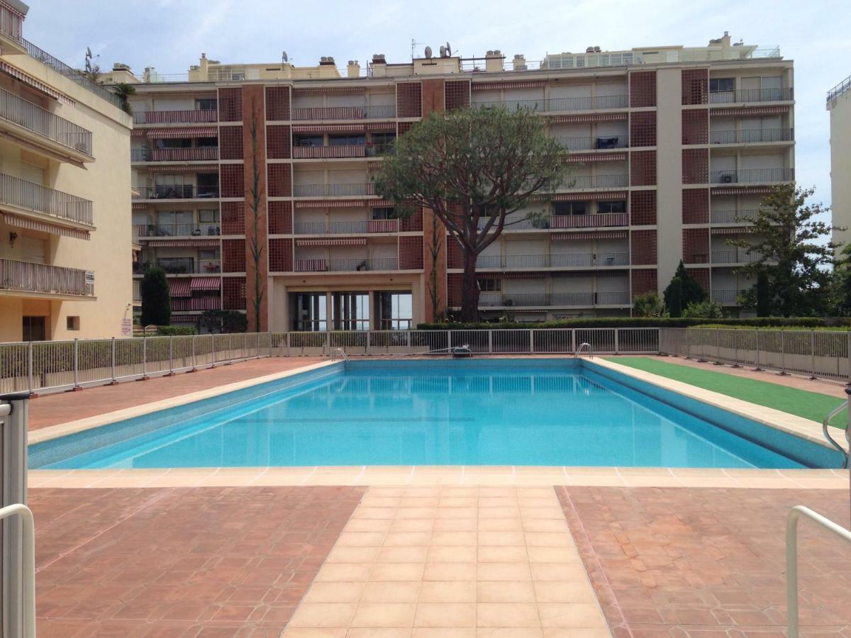 Ferienwohnung Les Caroubiers Roquebrune-Cap-Martin Exterior foto