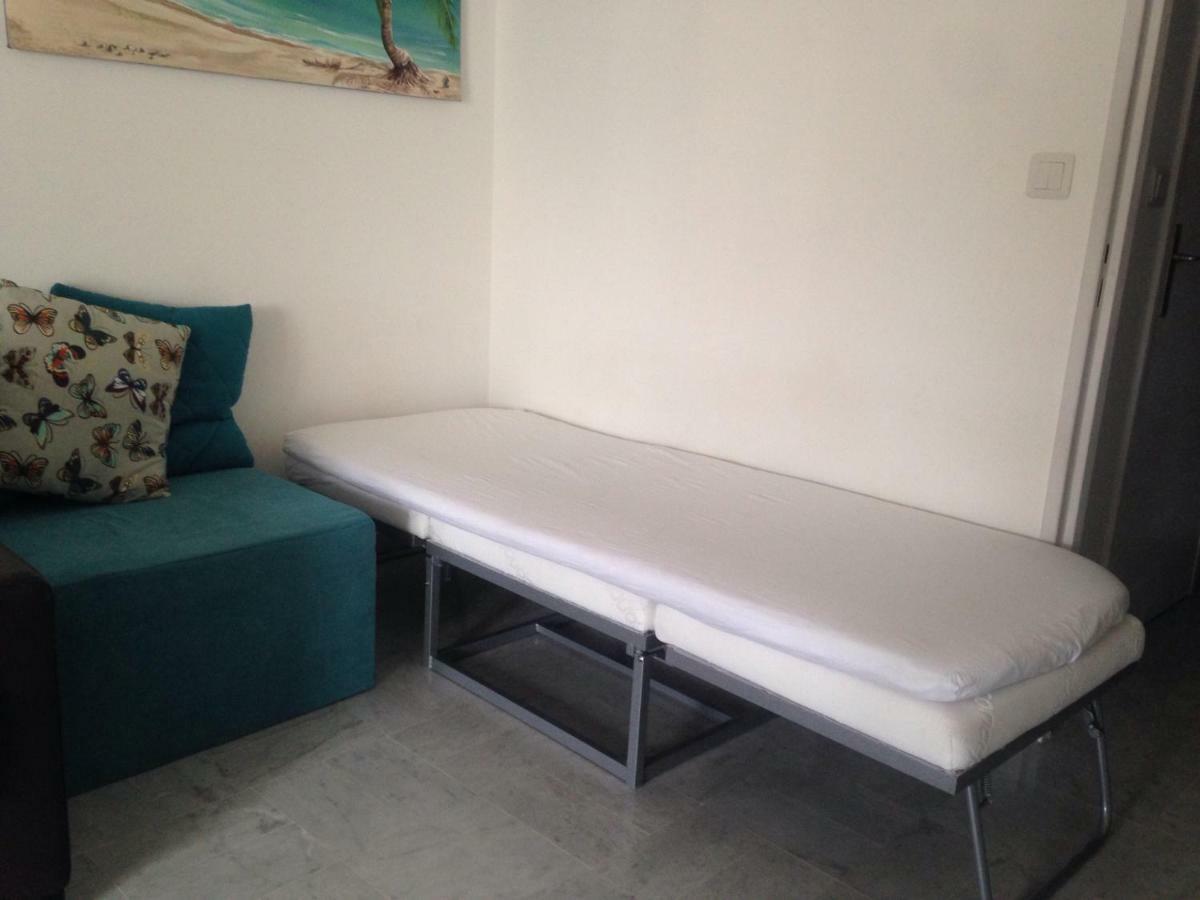 Ferienwohnung Les Caroubiers Roquebrune-Cap-Martin Exterior foto